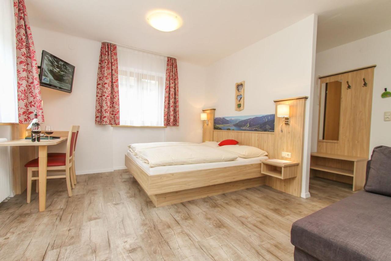 Schmittental Pension Self-Check-In Zell am See Exterior photo